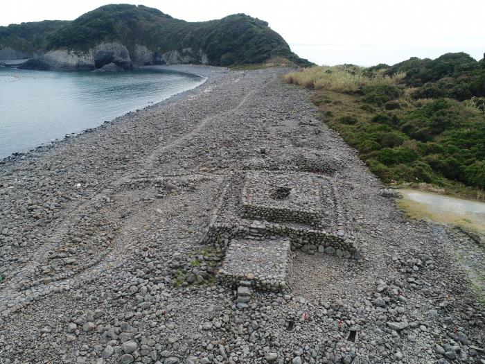 相島積石塚群