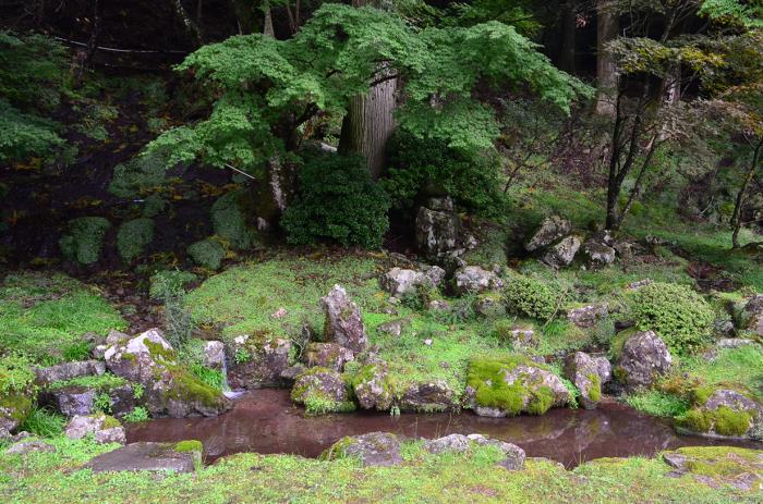 英彦山庭園  旧亀石坊庭園　旧座主院御本坊庭園 旧座主院御下屋庭園 旧政所坊庭園 旧泉蔵坊庭園　旧顕揚坊庭園　英彦山神宮旅殿庭園