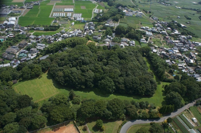 八女古墳群  石人山古墳 弘化谷古墳 岩戸山古墳 乗場古墳 善蔵塚古墳 丸山塚古墳 茶臼塚古墳 丸山古墳