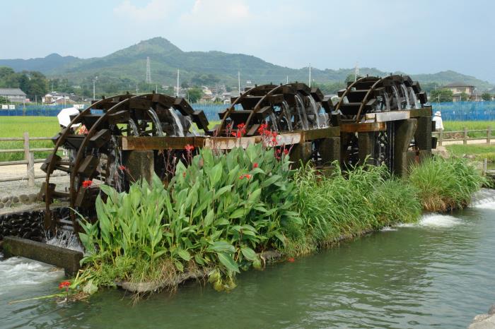 堀川用水及び朝倉揚水車