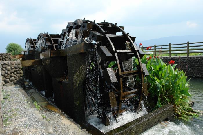 堀川用水及び朝倉揚水車