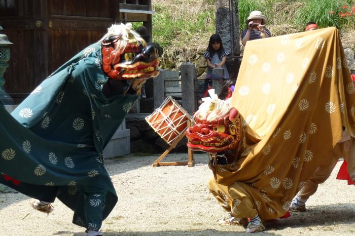 大分の獅子舞