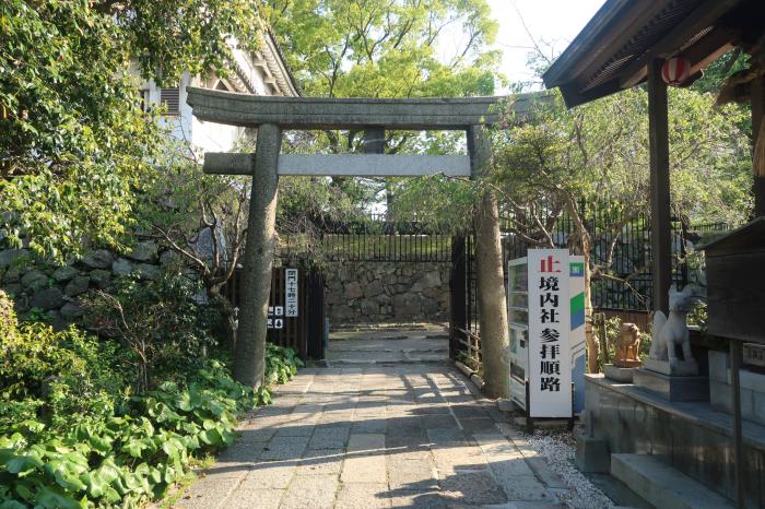 八坂神社石鳥居