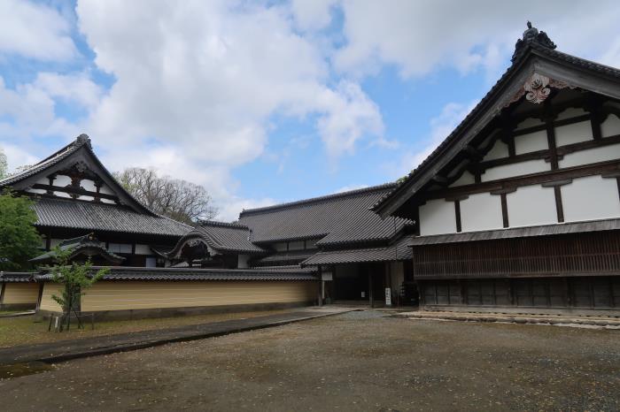 善導寺　本堂　大門　大庫裏　釜屋　広間　書院　役寮及び対面所　中蔵