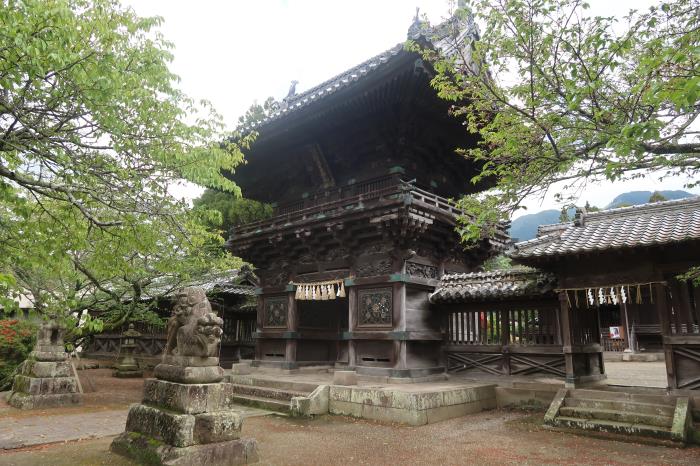 須佐能袁神社本殿、拝殿及び楼門