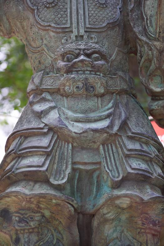 高倉神社 銅造毘沙門天立像